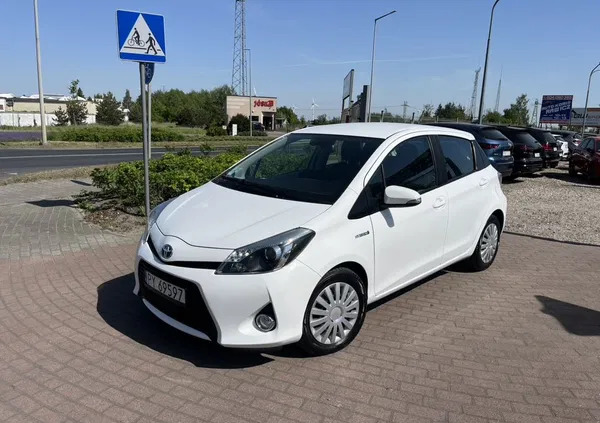świętokrzyskie Toyota Yaris cena 39500 przebieg: 106000, rok produkcji 2014 z Biłgoraj